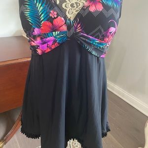 Island Waves Woman swimsuit 18 W